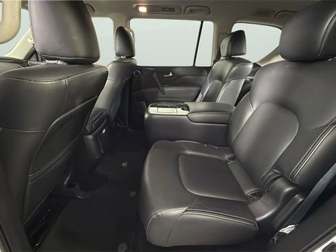 Used 2024 INFINITI QX80 Luxe image 26