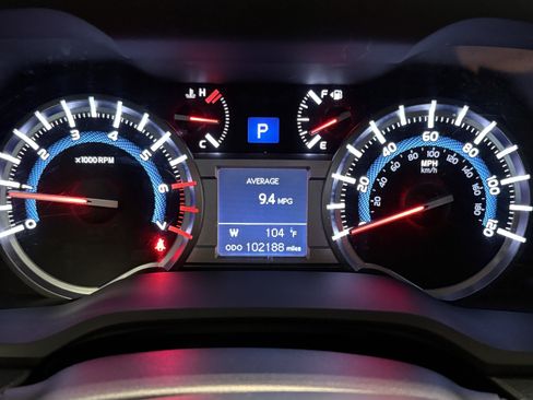 Certified 2017 Toyota 4Runner SR5 AWD/4WD image 26