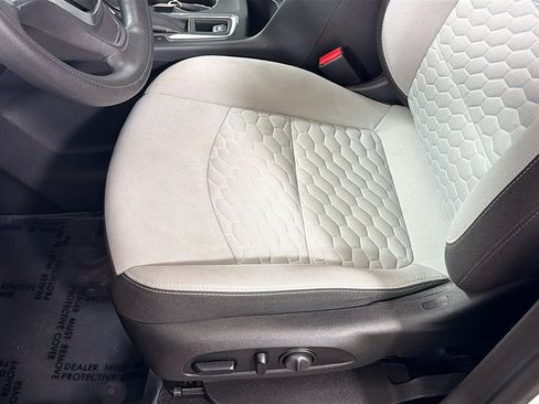 Used 2021 Chevrolet Equinox LS w/ LS Convenience Package FWD image 19