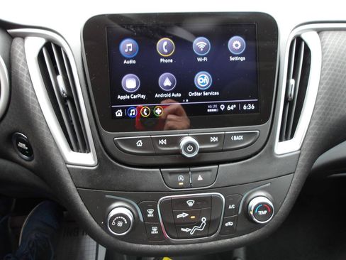 Used 2021 Chevrolet Malibu LS FWD image 13