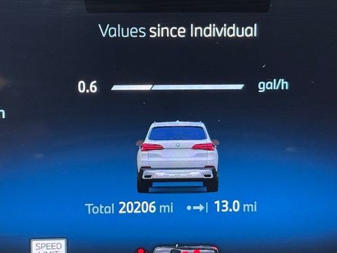 Certified 2024 BMW X5 xDrive40i w/ Premium Package image 16