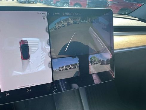Used 2020 Tesla Model Y Long Range AWD/4WD image 21