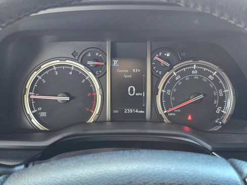 Used 2024 Toyota 4Runner TRD Off-Road Premium w/ Off Road Premium Plus Package AWD/4WD image 13