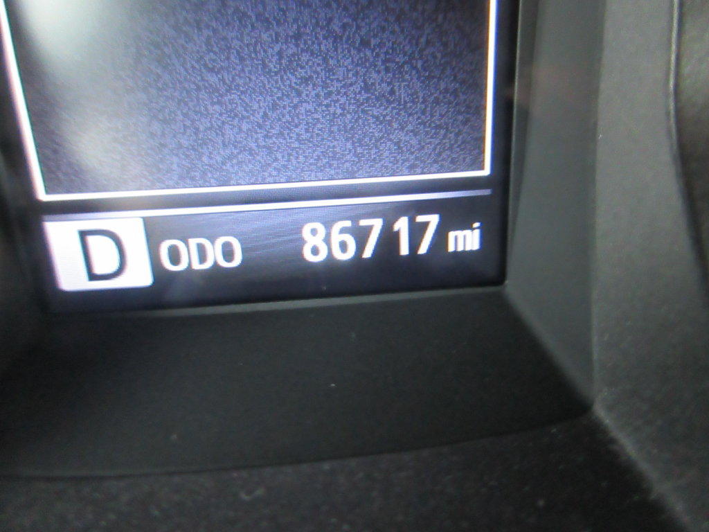 Used 2018 Toyota Tacoma TRD Sport AWD/4WD image 28