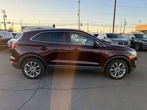 Used 2017 Lincoln MKC Select w/ Select Plus Package image 6