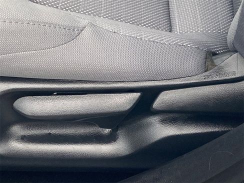 Certified 2025 Toyota Corolla SE image 23