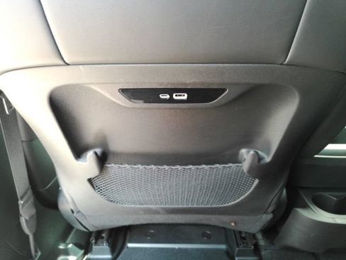 Used 2026 Chrysler Pacifica Select FWD image 28