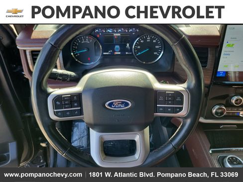 Used 2023 Ford Expedition Limited image 22
