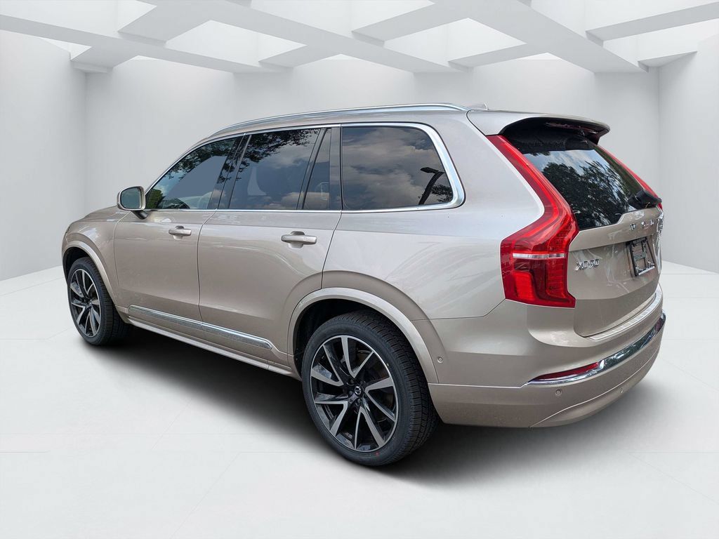 Certified 2023 Volvo XC90 B5 Plus w/ Protection Package Premier AWD/4WD image 5