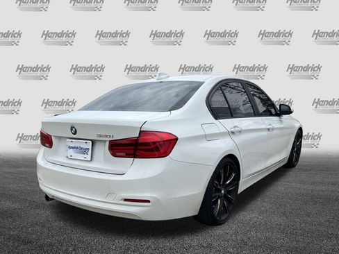 Used 2016 BMW 320i Sedan image 10