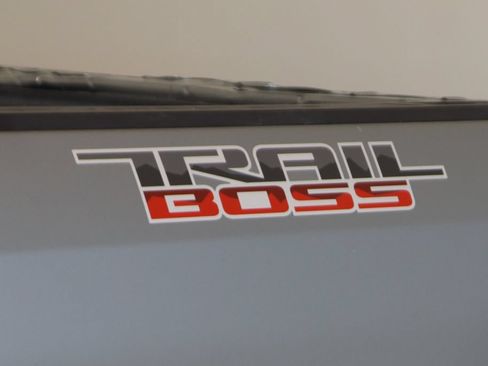 Used 2024 Chevrolet Silverado 1500 Custom Trail Boss AWD/4WD image 47