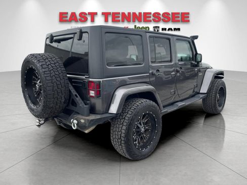 Used 2016 Jeep Wrangler Unlimited Sport AWD/4WD image 3
