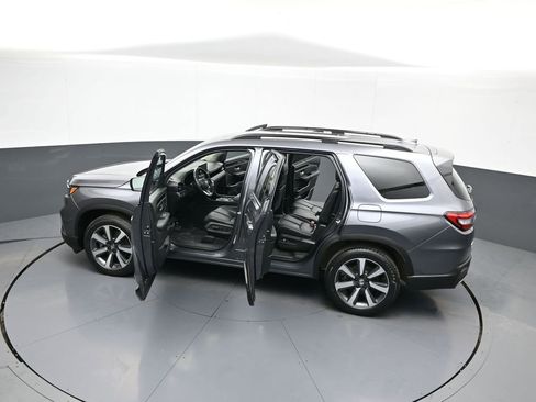 Used 2023 Honda Pilot Touring image 46