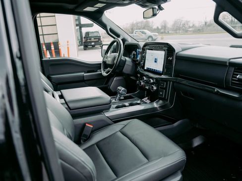 Used 2022 Ford F150 XLT w/ Equipment Group 302A High image 19