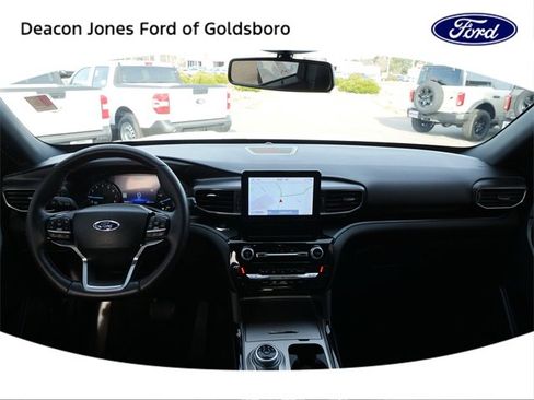 Used 2023 Ford Explorer ST-Line w/ Class IV Trailer Tow Package image 20