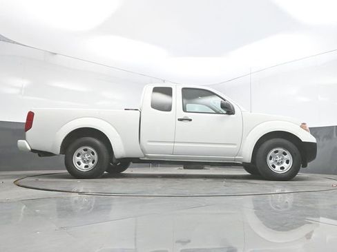 Used 2019 Nissan Frontier S image 36