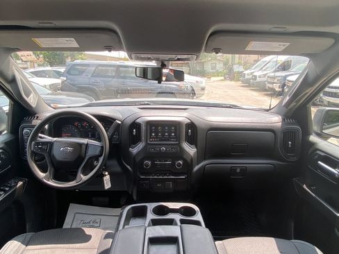 Used 2019 Chevrolet Silverado 1500 Custom Trail Boss w/ Custom Convenience Package AWD/4WD image 29