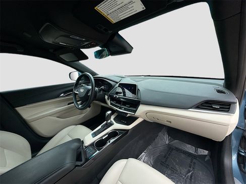 Used 2023 Cadillac CT4 Luxury w/ Cold Weather Package image 28