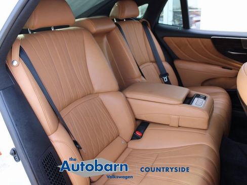 Used 2021 Lexus LS 500h RWD image 26