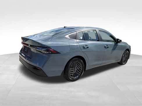 New 2026 Nissan Sentra SV w/ SV Convenience Package FWD image 8