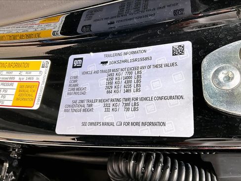 Used 2025 GMC Yukon XL AT4 w/ AT4 Premium Package AWD/4WD image 35