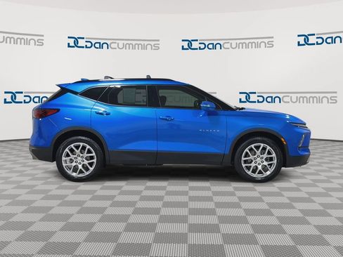 Used 2024 Chevrolet Blazer LT AWD/4WD image 9