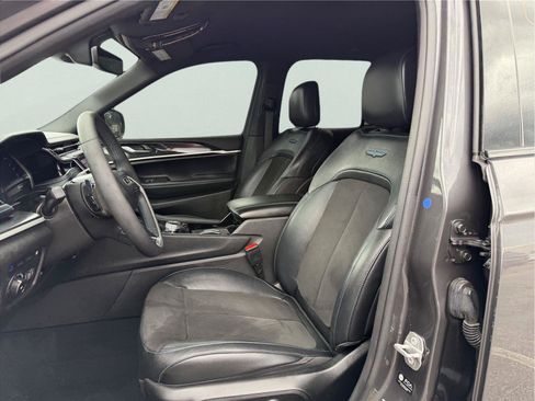Used 2022 Jeep Grand Cherokee Trailhawk AWD/4WD image 10