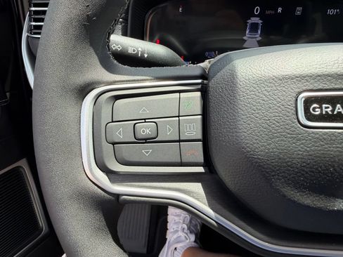 New 2026 Jeep Grand Wagoneer 2WD image 18