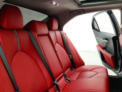 Used 2021 Toyota Camry XSE w/ Navigation Package image 37