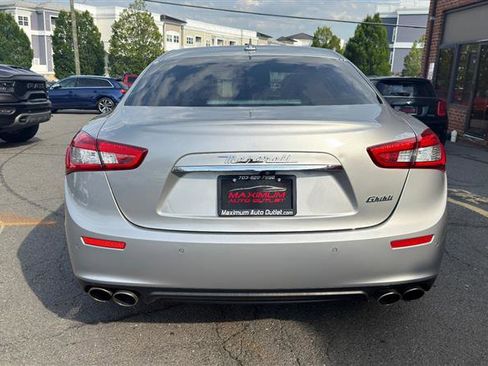 Used 2017 Maserati Ghibli RWD image 12