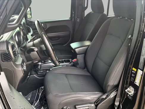 Used 2021 Jeep Gladiator Sport AWD/4WD image 8