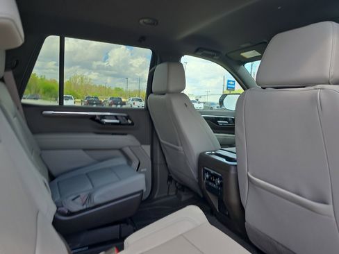 New 2026 Chevrolet Tahoe LT image 18