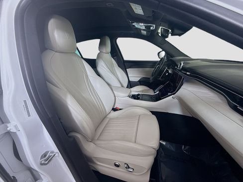 Used 2023 Maserati Grecale Modena image 29