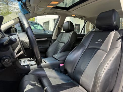 Used 2013 INFINITI G37 Journey w/ Premium Pkg RWD image 22