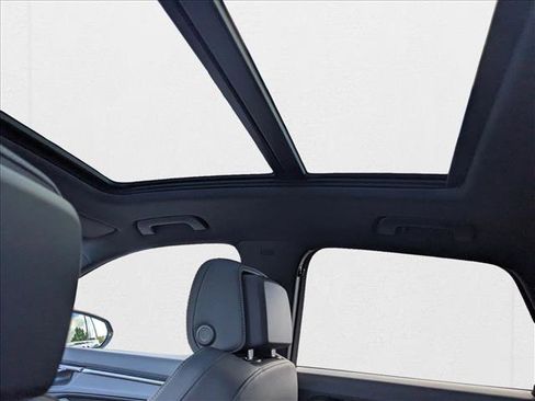 New 2025 Audi Q3 2.0T Premium image 17