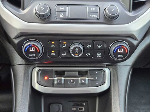 Certified 2023 GMC Acadia SLT w/ Elevation Edition FWD image 20