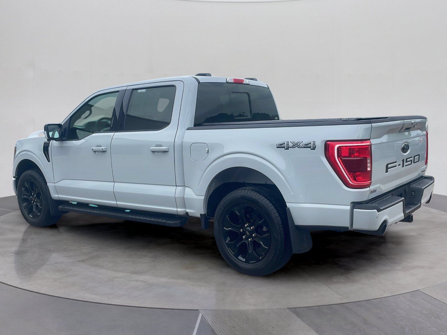 Used 2023 Ford F150 XLT w/ Equipment Group 302A High AWD/4WD image 4