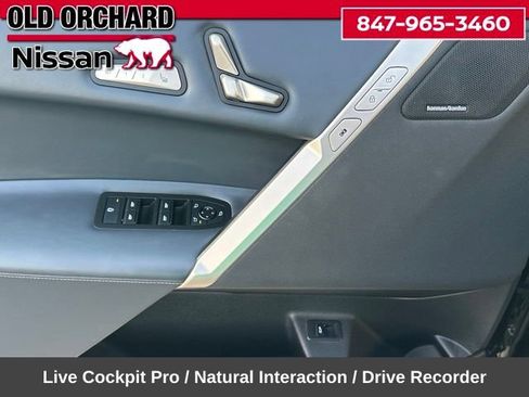 Used 2022 BMW iX xDrive50 w/ Premium Package AWD/4WD image 13