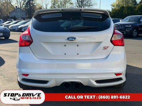 Used 2014 Ford Focus ST FWD image 4