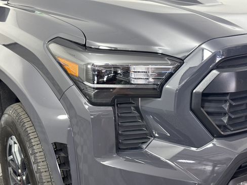 Used 2025 Toyota Tacoma TRD Sport RWD image 7