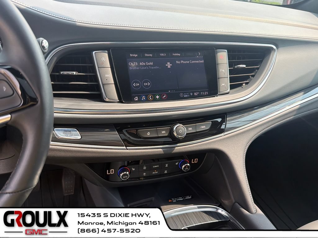 Used 2023 Buick Enclave Essence w/ Sport Touring Edition AWD/4WD image 18