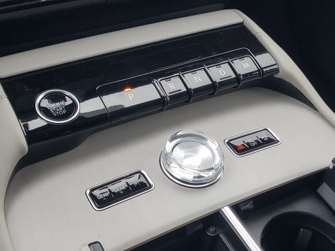 New 2026 Lincoln Navigator Reserve w/ Jet Appearance Package image 25