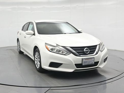 Used 2017 Nissan Altima 2.5 S w/ Power Driver Seat Package image 21