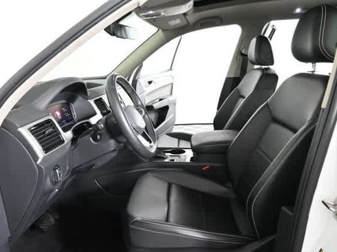 Used 2022 Volkswagen Atlas SE w/ Panoramic Sunroof Package image 22