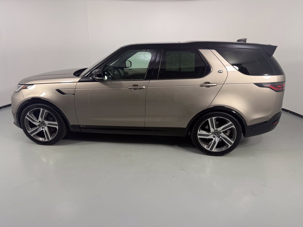 Used 2021 Land Rover Discovery HSE R-Dynamic AWD/4WD image 4