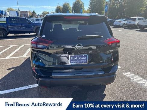 New 2026 Nissan Rogue SV w/ SV Premium Package image 6