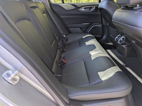 Used 2021 Alfa Romeo Giulia Ti image 26