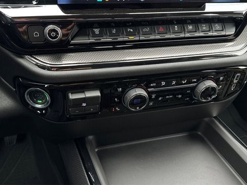 New 2026 Chevrolet Silverado 2500 ZR2 w/ LPO, Dark Essentials Package image 20