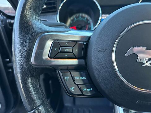 Used 2017 Ford Mustang GT Premium w/ GT Performance Package image 30