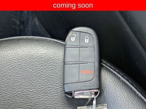 Certified 2022 Jeep Compass Latitude w/ Sun and Sound Group FWD image 23